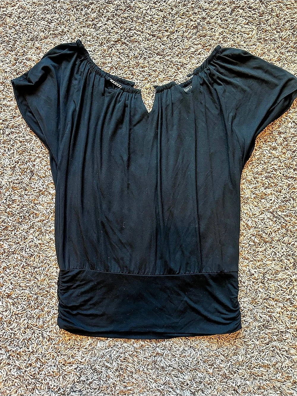 White House Black Market Black Chain Detail Top Size Medium Like New